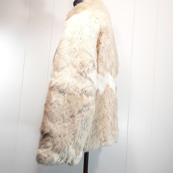 Rabbit fur coat by Chicago Chic medium ( see measurements) EUC w/ zigzag design - Picture 5 of 10